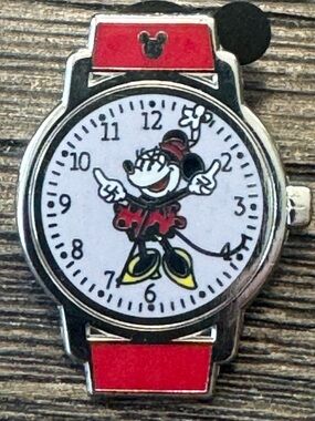 5/$25 Disney Hidden Mickey 2019 Watches Minnie Mouse Pin